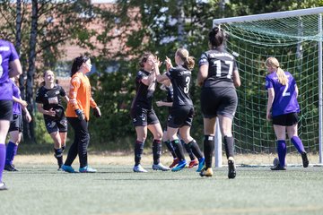 Bild 32 - wBJ SV Henstedt Ulzburg - TuS Rotenhof : Ergebnis: 12:0